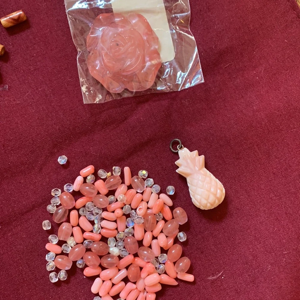 Miscellaneous Jewelry Making Beads - Picture 4 of 4
